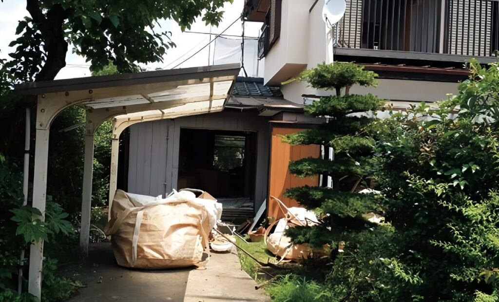 内装解体の様子