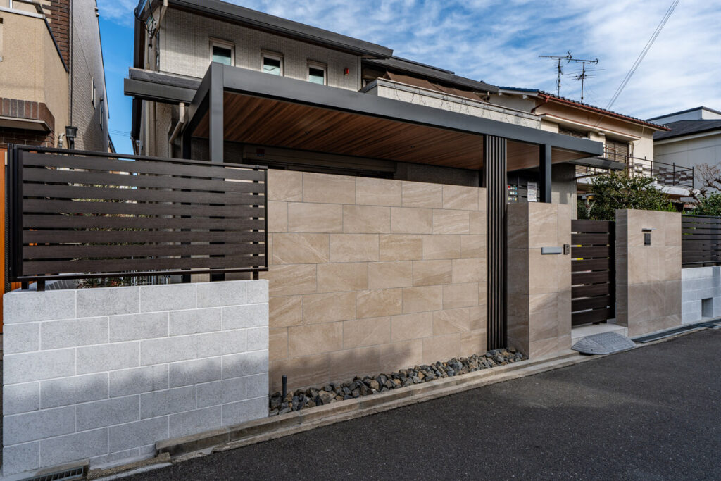 目隠しフェンスの種類｜化粧ブロック塀