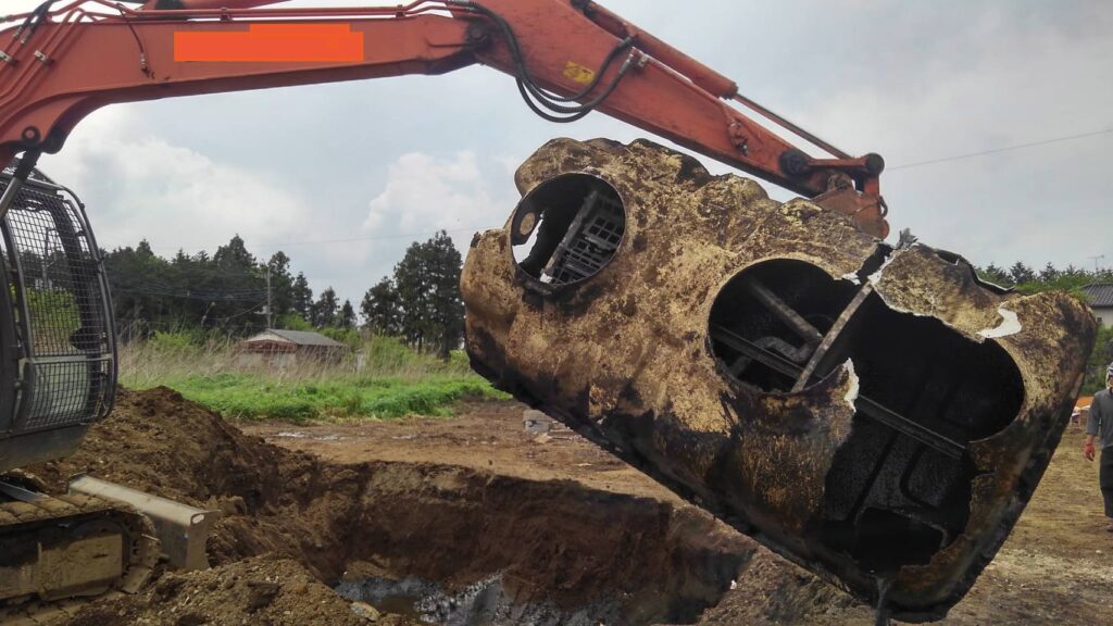 浄化槽の撤去作業