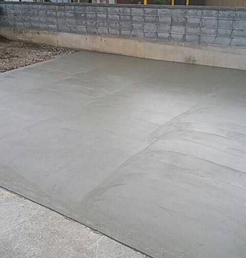 コンクリート駐車場