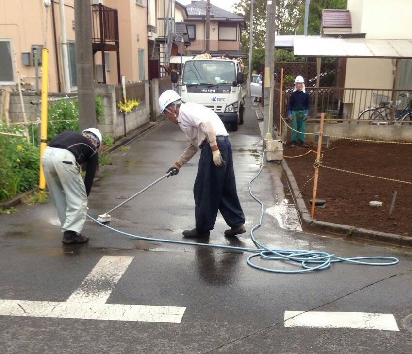 道路清掃の様子