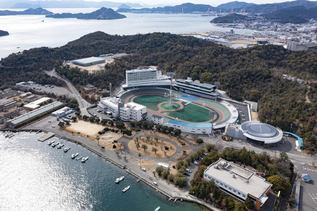 玉野競輪場の空撮画像