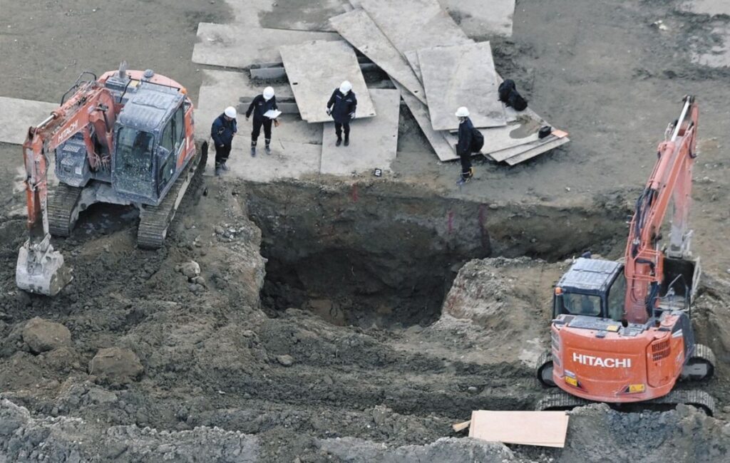 三重県鈴鹿市寺家町の結婚式場の解体工事現場