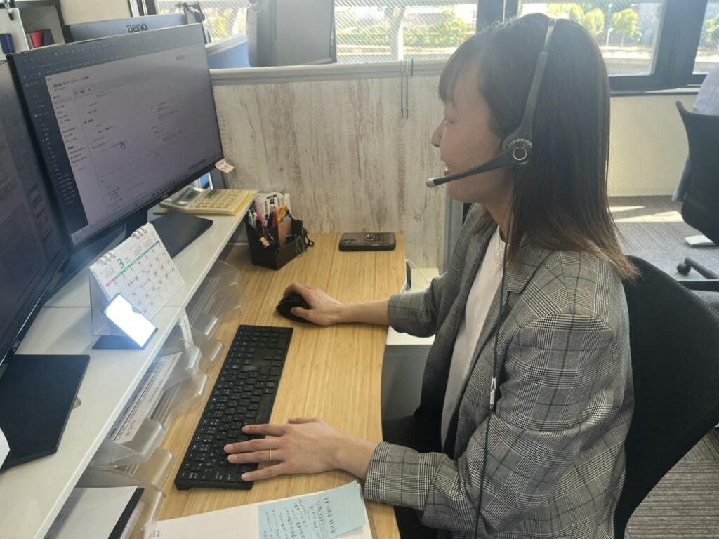 認定協会オペレーターと解体業者の通話風景